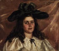 Laura Alice in Big Hat