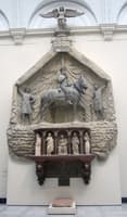 Monument to Marchese Spinetta Malaspina